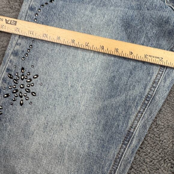 Forever 21 Womens Straight Leg Jeans NEW 28 Studded Floral Design - Picture 8 of 11
